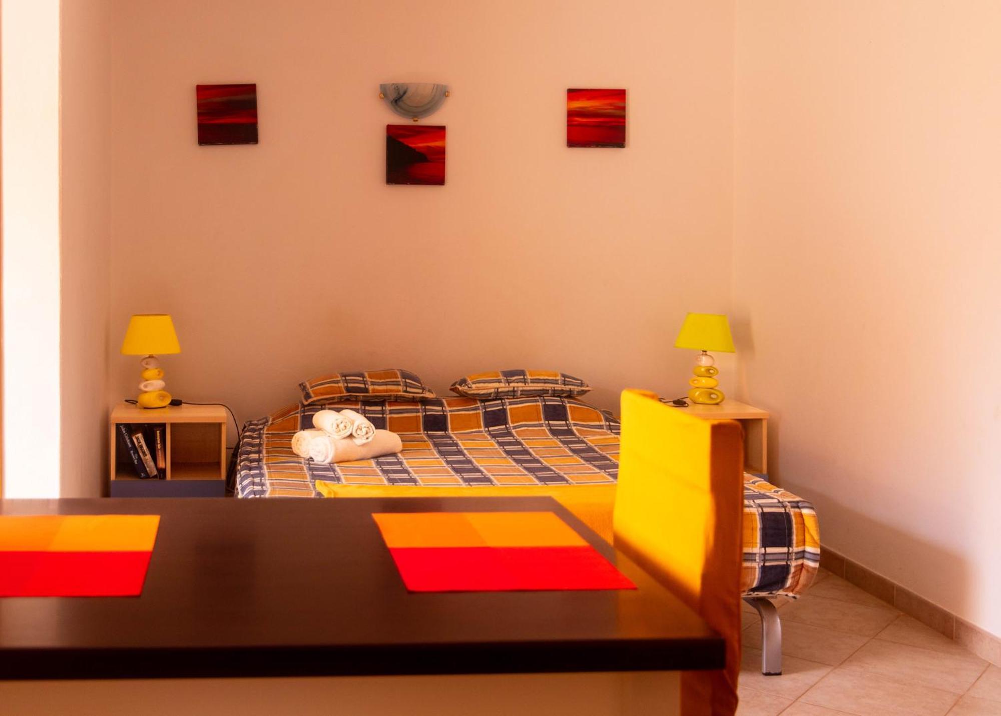 Santa Maria Flats Apartment ภายนอก รูปภาพ